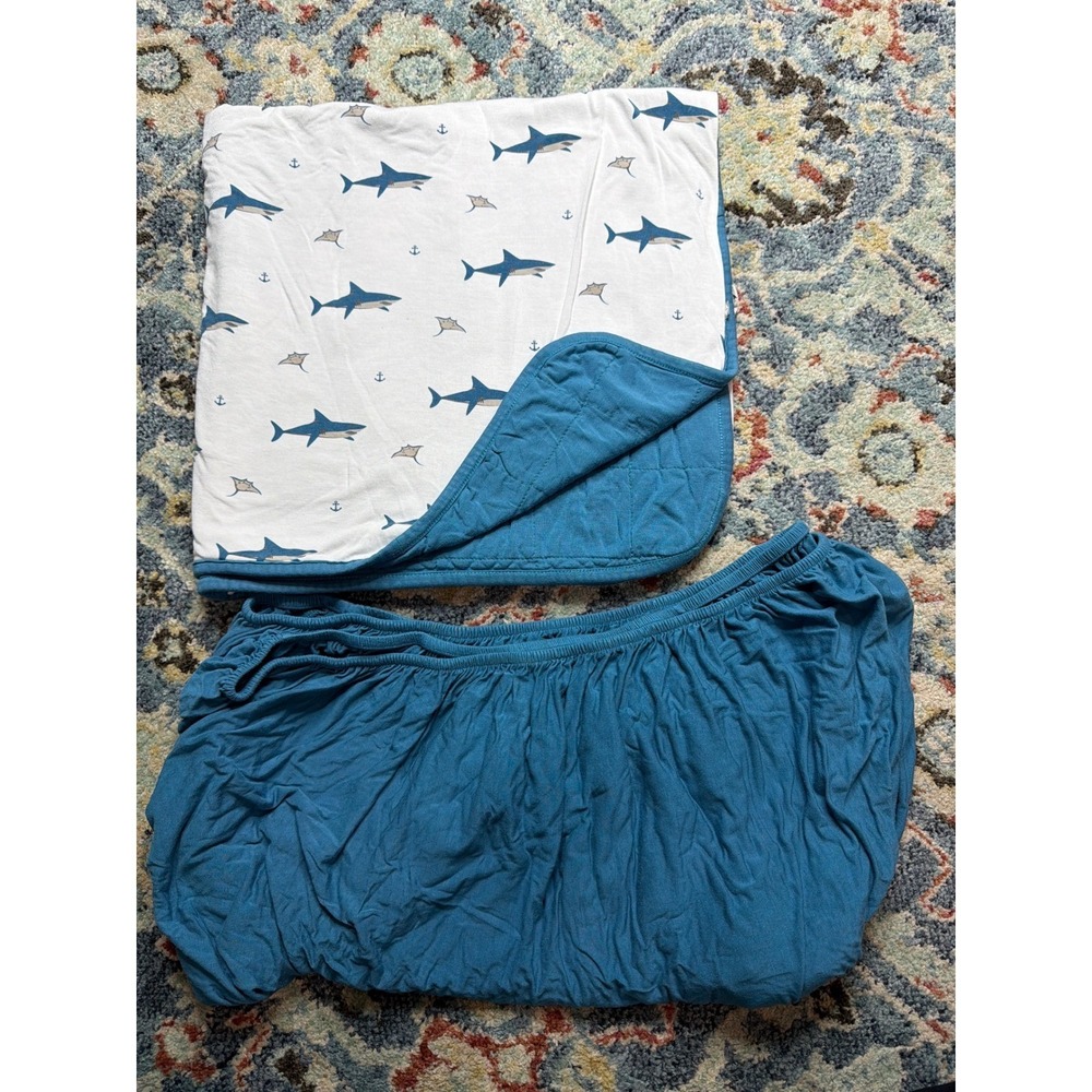 Kyte BABY Blue Shark Muslin Swaddle and Fitted Sheet Set
